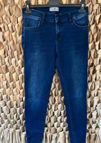 LTb jeans Lonia maat 27, Ophalen of Verzenden, Zo goed als nieuw, Blauw, W27 (confectie 34) of kleiner