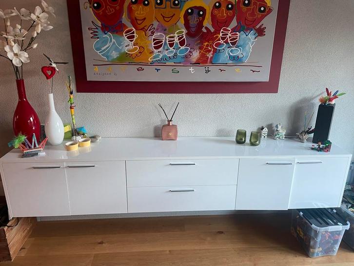 Hangend dressoir, Huis en Inrichting, Kasten | Dressoirs, Zo goed als nieuw, Minder dan 50 cm, 25 tot 50 cm, Met lade(s), Met deur(en)