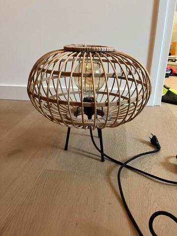 Rotan Tafellamp - Moderne Stijl beschikbaar voor biedingen