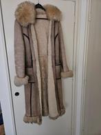 Te Koop: vintage lammy coat., Kleding | Dames, Jassen | Winter, Ophalen, Gedragen, Maat 36 (S), Beige
