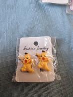 Oorbellen clips pokemon pikachu, Nieuw, Knopjes of Stekers, Overige materialen, Ophalen of Verzenden