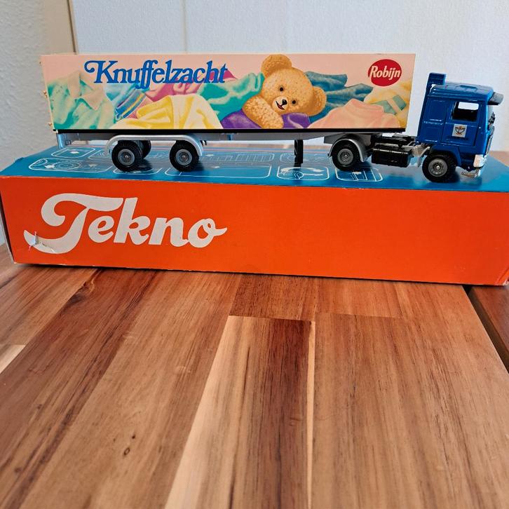 ZEEPFABRIEK Fenix B.V. ZWOLLE VOLVO F 12 &Wide spread TR + D, Hobby en Vrije tijd, Modelauto's | 1:50, Zo goed als nieuw, Bus of Vrachtwagen