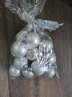 Nieuw Zilverkleur kerstballen, Nieuw, Ophalen of Verzenden