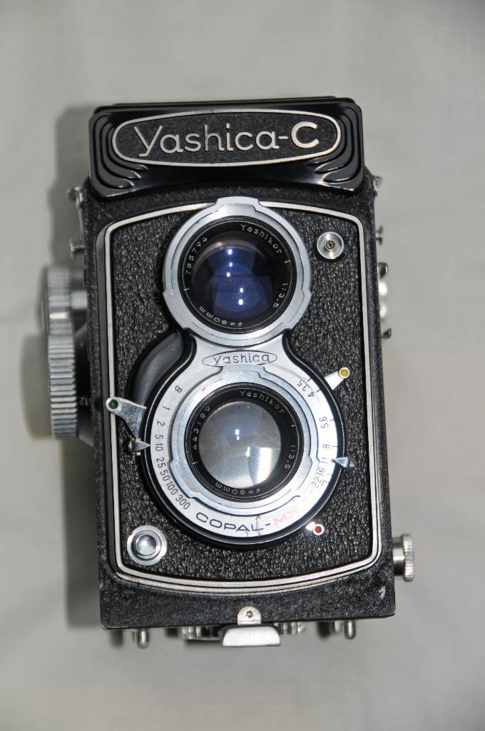 Yashica - C - TLR 6 x 6 fotocamera, Audio, Tv en Foto, Fotocamera's Analoog, Gebruikt, Spiegelreflex, Overige Merken, Ophalen of Verzenden