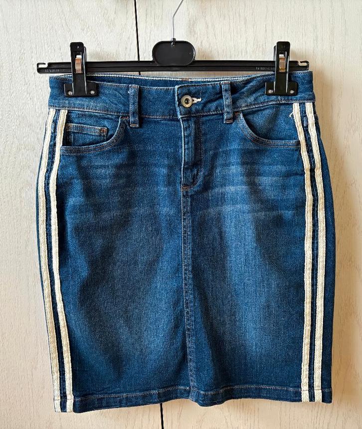 Leuke spijkerrok met witte streep Esprit EDC maat 34, Kleding | Dames, Rokken, Zo goed als nieuw, Maat 34 (XS) of kleiner, Blauw