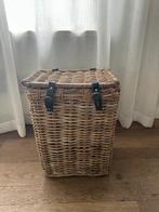 Rieten - Rotan wasmand / opbergmand met deksel, Ophalen, Zo goed als nieuw