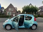 Peugeot 107 1.0-12V Millesim 200 Airco/electr ramen NL-AUTO-, Voorwielaandrijving, Euro 5, Gebruikt, Zwart