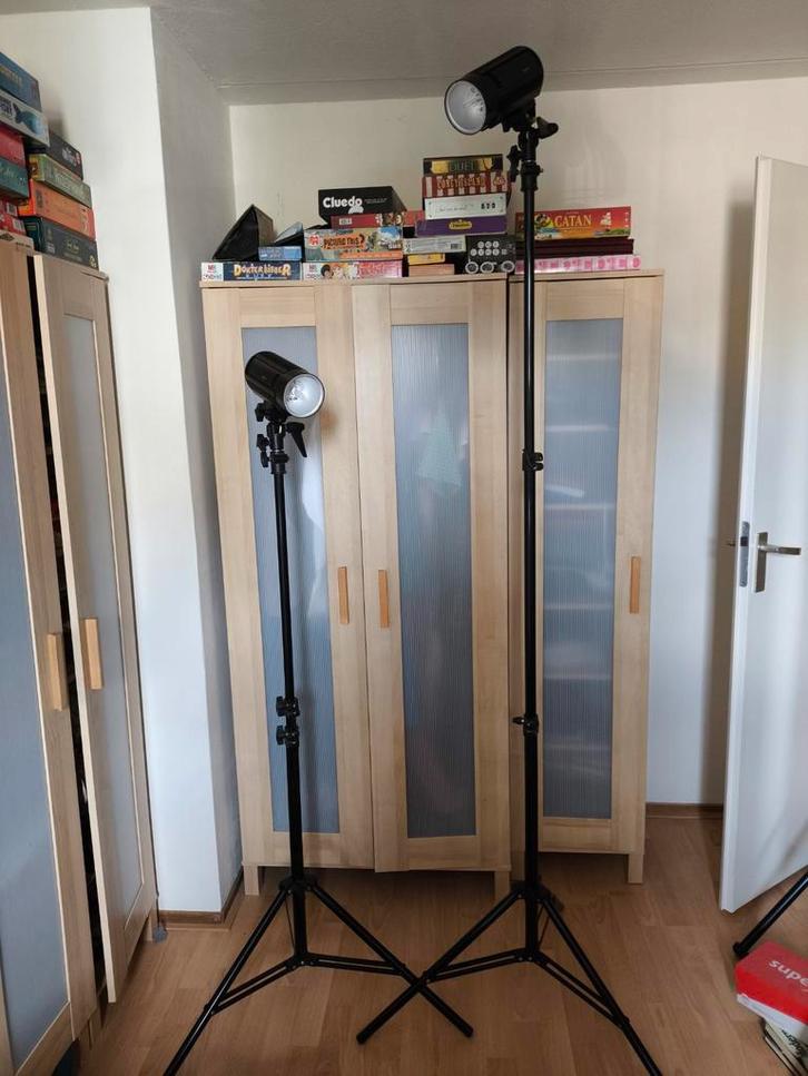 (Foto)studioverlichtingset incl statieven en paraplu's, Audio, Tv en Foto, Fotografie | Fotostudio en Toebehoren, Gebruikt, Complete fotostudio
