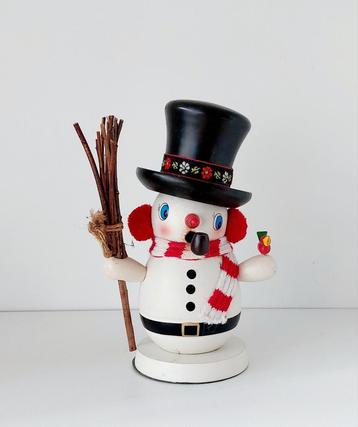 Vintage Sneeuwpop rookmannetje  beschikbaar voor biedingen