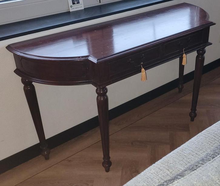 Klassieke mahonie sidetable - 138cm, Huis en Inrichting, Tafels | Sidetables, Ophalen of Verzenden