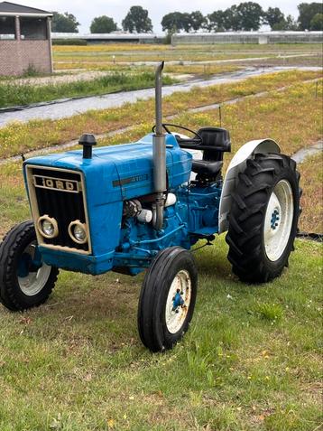 Ford 4100 smalspoor beschikbaar voor biedingen