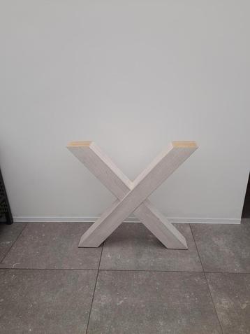 X poot voor tafel hout kleur wit ( 1 stuk) beschikbaar voor biedingen