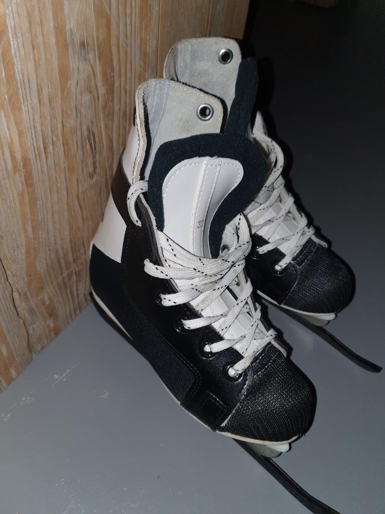 Ijshockey schaatsen maat 33, Sport en Fitness, IJshockey, Ophalen of Verzenden, Nieuw, Schaatsen