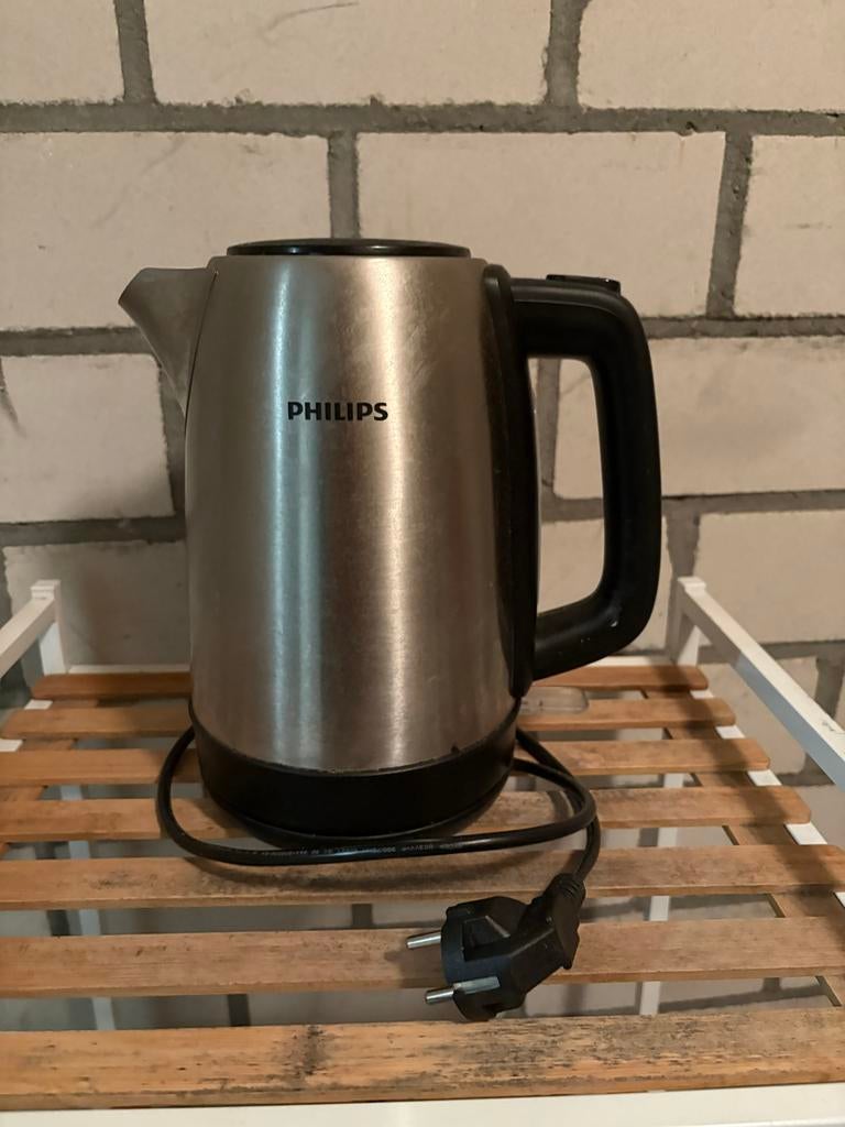Philips Waterkoker RVS, 1 tot 2 liter, Ophalen, Gebruikt, Draadloos