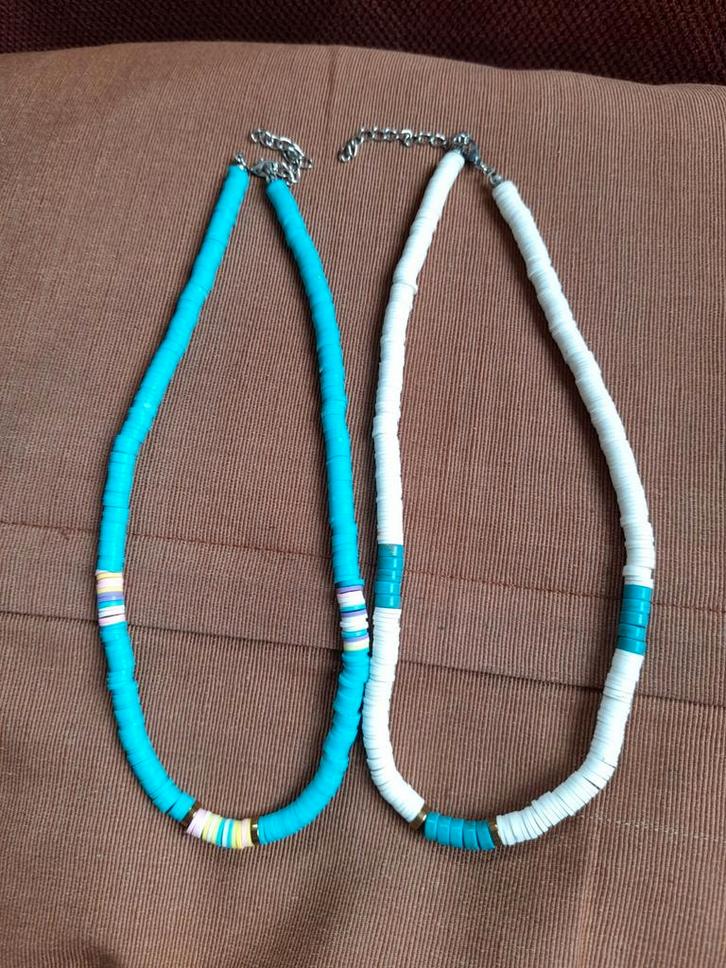 Gekleurde kettingen, Sieraden, Tassen en Uiterlijk, Kettingen, Zo goed als nieuw, Overige materialen, Overige kleuren, Ophalen of Verzenden