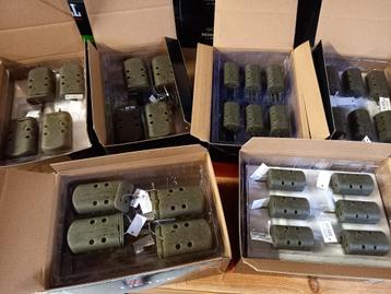 20/35/50/80/100/120g Maggot Feeders..1+1 Display GRATIS! beschikbaar voor biedingen