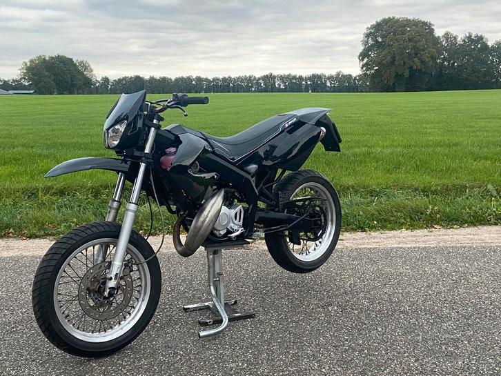 Derbi Senda Xtreme! Uitstekende staat, Fietsen en Brommers, Brommers | Derbi, Zo goed als nieuw, Maximaal 45 km/u, Ophalen