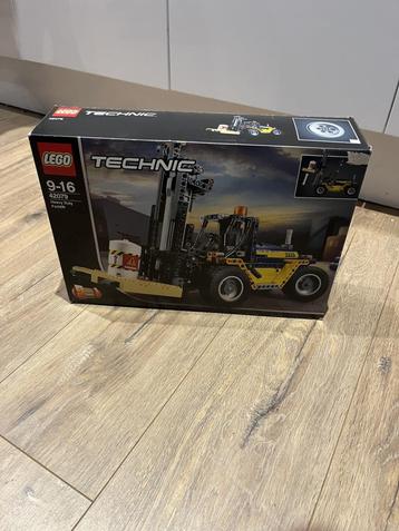 LEGO Technic Robuuste Vorkheftruck 42079 beschikbaar voor biedingen