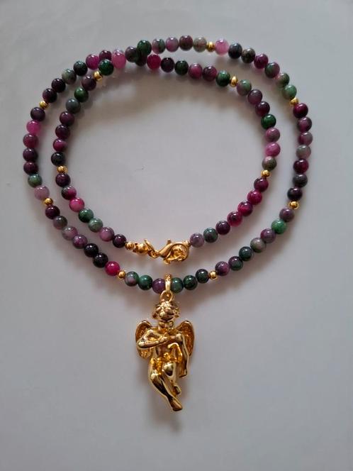 Watermeloen toermalijn ketting met vintage beschermengel, Sieraden, Tassen en Uiterlijk, Antieke sieraden, Ketting, Overige materialen
