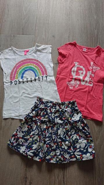 Kledingsetje maat 110-116: 1 rokje Hema met 3x t-shirts beschikbaar voor biedingen