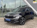 Skoda KAMIQ 1.0 TSI Monte Carlo Black edition Automaat / Pan, Auto's, Skoda, Zwart, Origineel Nederlands, Nieuw, 3 cilinders
