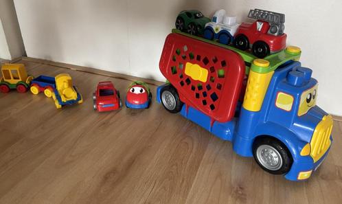 grote auto met 8 kleine autootjes samen 4,50., Kinderen en Baby's, Speelgoed | Speelgoedvoertuigen, Ophalen of Verzenden