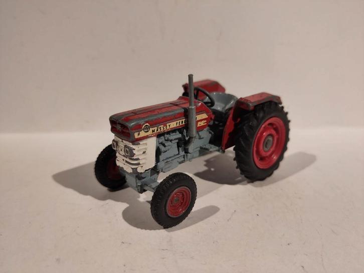 Corgi Toys No. 66 Massey Ferguson 165 Tractor, Hobby en Vrije tijd, Modelauto's | 1:43, Gebruikt, Tractor of Landbouw, Corgi, Ophalen of Verzenden