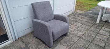 Fauteuil gestoffeerd, grijs (AMERSFOORT) beschikbaar voor biedingen