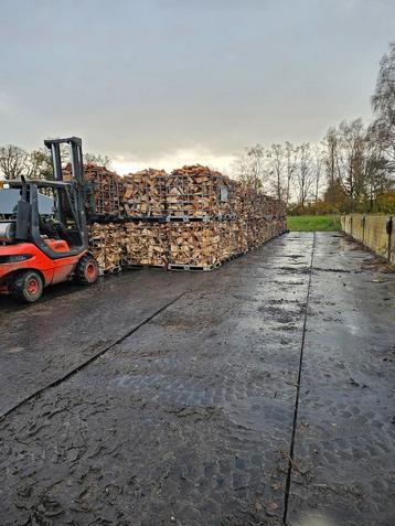 brandhout kachelhout stookhout hout kachel droog  beschikbaar voor biedingen