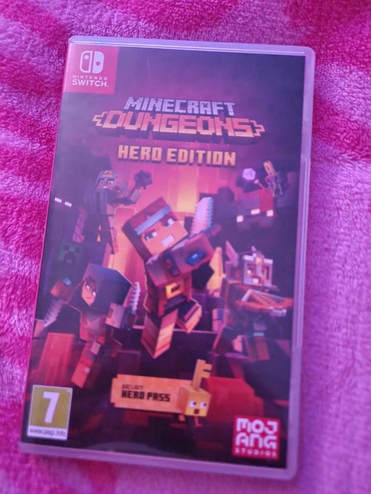 Minecraft Dungeons Hero Edition - Nintendo Switch, Spelcomputers en Games, Games | Nintendo Switch, Zo goed als nieuw, Avontuur en Actie