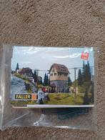 Faller HO Transformatorhuisje - Nieuw!, Hobby en Vrije tijd, Modeltreinen | H0, Ophalen of Verzenden, Nieuw, Brug, Tunnel of Gebouw