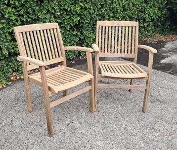 2 Hartman Selection teakhouten stapelstoelen beschikbaar voor biedingen