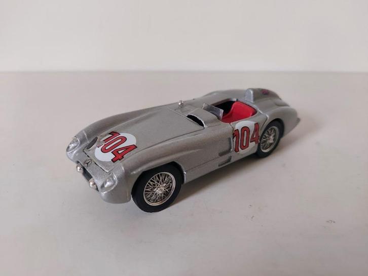 Brumm S034 Mercedes-Benz 300 SLR 39A Targa Florio 1955 #104, Hobby en Vrije tijd, Modelauto's | 1:43, Zo goed als nieuw, Auto