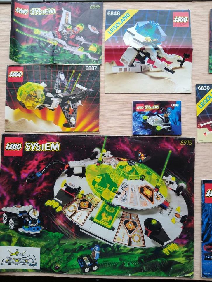 Lego space instructies, Kinderen en Baby's, Speelgoed | Duplo en Lego, Gebruikt, Ophalen of Verzenden