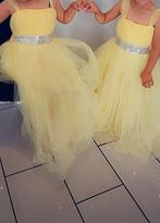 Meisjes feest jurken mateb 122/135/140, Ophalen, Zo goed als nieuw, Geel, Trouwjurk