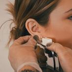 Oorpiercing incl Oorbel - Utrecht, Sieraden, Tassen en Uiterlijk, Piercings, Staal, Oor- of Traguspiercing, Nieuw, Ophalen of Verzenden