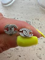 Chanel oorknoppen, Sieraden, Tassen en Uiterlijk, Oorbellen, Ophalen of Verzenden