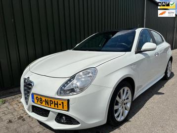 Alfa Romeo Giulietta 1.4 T Distinctive met Nieuwe APK beschikbaar voor biedingen