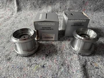 2 shimano 10000 xsc enz spoelen beschikbaar voor biedingen