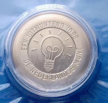 Penning De Nederlandse Munt - Een uitmuntend idee UNC beschikbaar voor biedingen
