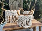 Mand met Macramé uit Bali Indonesie Ibiza Boho inrichting, Huis en Inrichting, Woonaccessoires | Schalen en Manden, Mand, Rond
