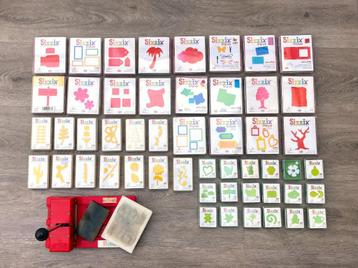 Sizzix stansapparaat met 51 stansen. beschikbaar voor biedingen