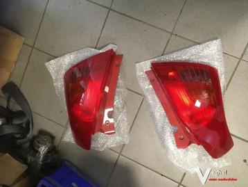 suzuki swift 2005 3 drs achterlicht links + rechts (nieuw) beschikbaar voor biedingen