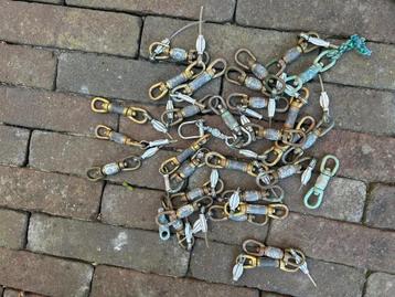 Beugvisserij 28 wartels koper  7 cm  beschikbaar voor biedingen