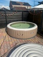 Opblaasbare Jacuzzi Intex, 6 persoons. Inclusief toebehoren, Ophalen, Zo goed als nieuw, Grondzeil, Opblaasbaar