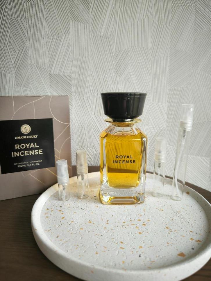Omanluxury - Royal Incense - (10ml) Sample/ Decant, Sieraden, Tassen en Uiterlijk, Uiterlijk | Parfum, Zo goed als nieuw, Verzenden