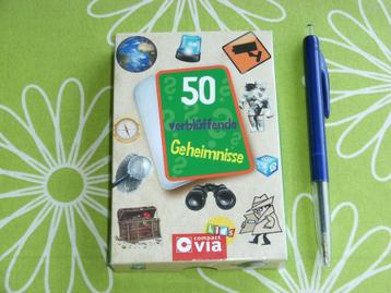 50 verblüffende Geheimnisse / 50 geweldige geheimen beschikbaar voor biedingen