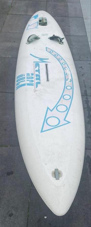 Surfplank beschikbaar voor biedingen