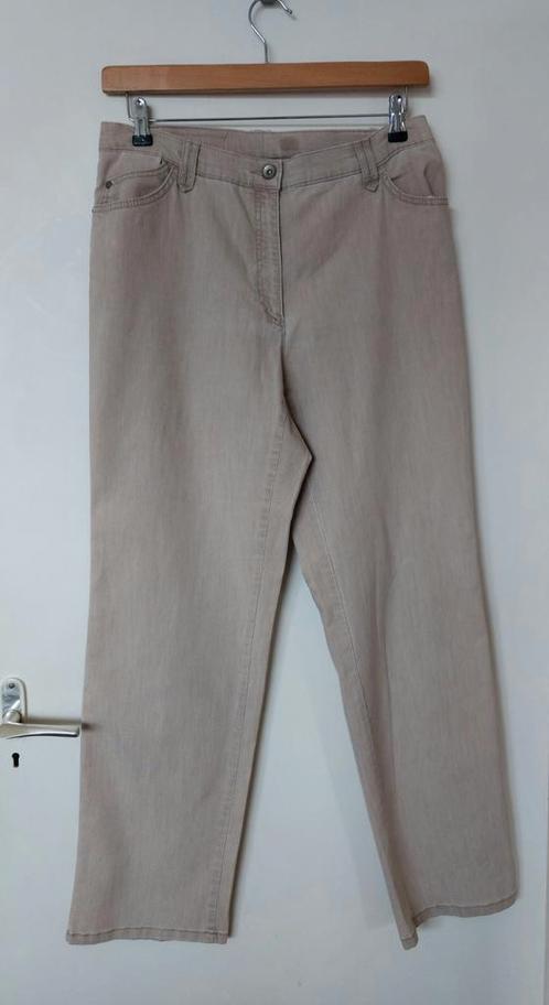 BRAX, ecru jeans, maat 46, Kleding | Dames, Broeken en Pantalons, Zo goed als nieuw, Maat 46/48 (XL) of groter, Ophalen of Verzenden
