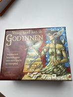 Vraag raad aan de Godinnen, Ophalen of Verzenden, Zo goed als nieuw, Tarot of Kaarten leggen, Achtergrond en Informatie